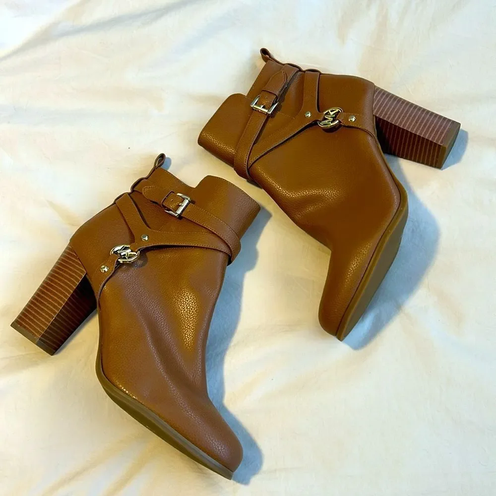 MICHAEL Michael Kors Brown Faux Pebbled Leather Buckle Accent Ankle Boots 9.5